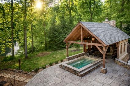 The stunning Lake House with plunge pool