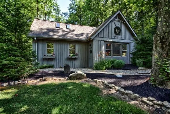 Boat House cabin 